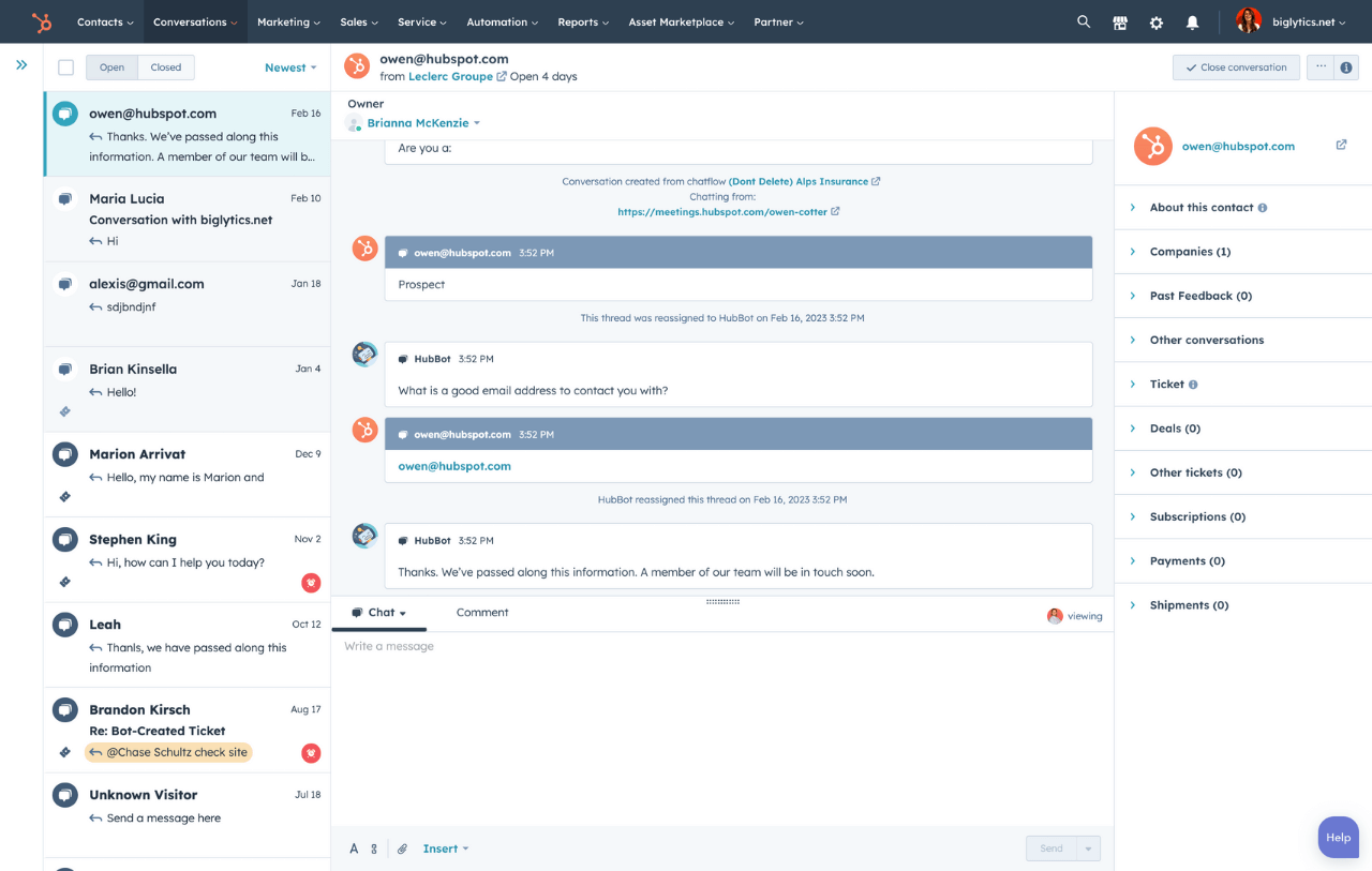 Live Chat as one of the Key Features of HubSpot Service Hub